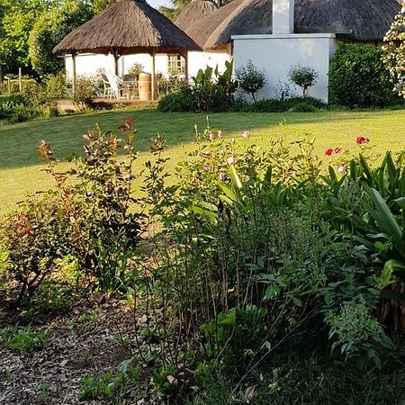 Piccadilly Farm Cottages Lions River ภายนอก รูปภาพ